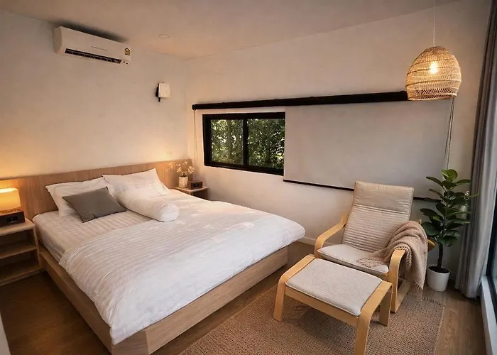 Feel Private Pool Villa Bangkok