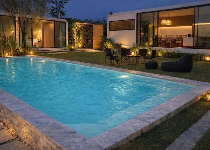 Feel Private Pool Bangkok